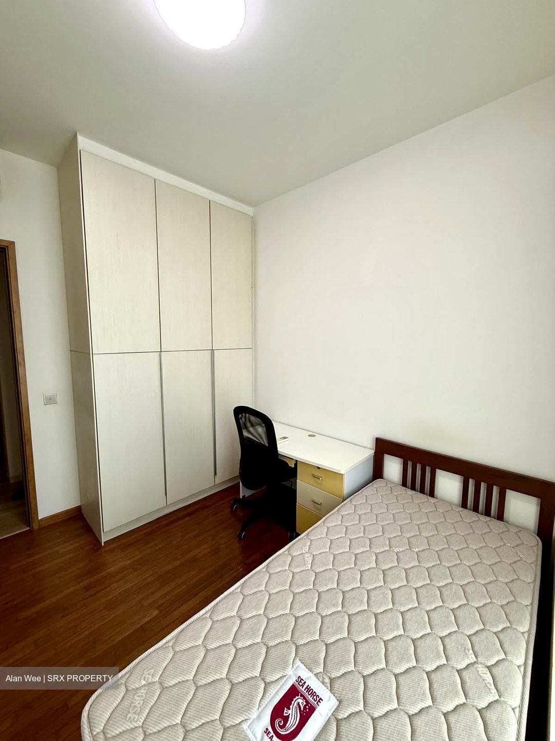 The Metropolitan Condominium (D3), Condominium #568220921